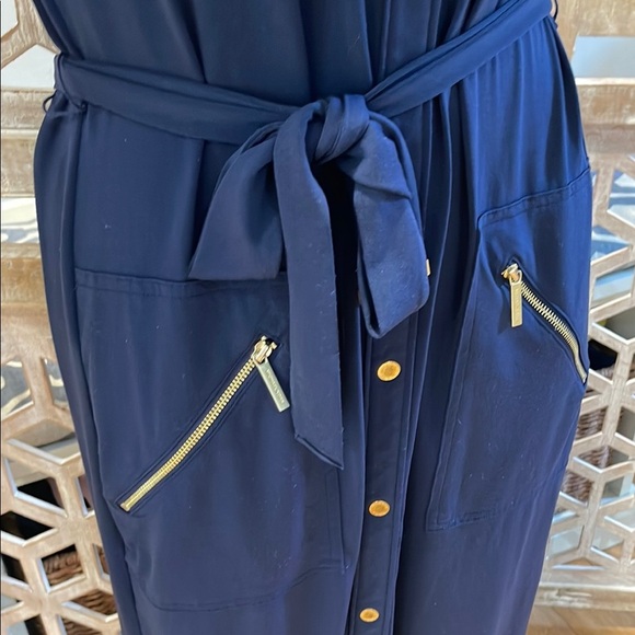 🎉HOST PICK 11.2025🎉Michael Kors Navy and Gold Button Down Maxi Dress Size XS - Picture 7 of 15